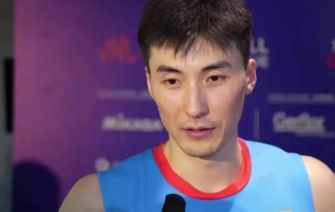 开云体育下载-颜值碾压，传球却被诟病！上过非诚勿扰的男排二传于垚辰官宣退役|排球|中国男排|国家队|赛场|伤病_新浪体育_新浪新闻