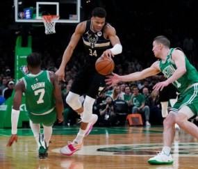 开云APP-绿军铁血防守考验卫冕冠军 雄鹿破局还得靠字母哥